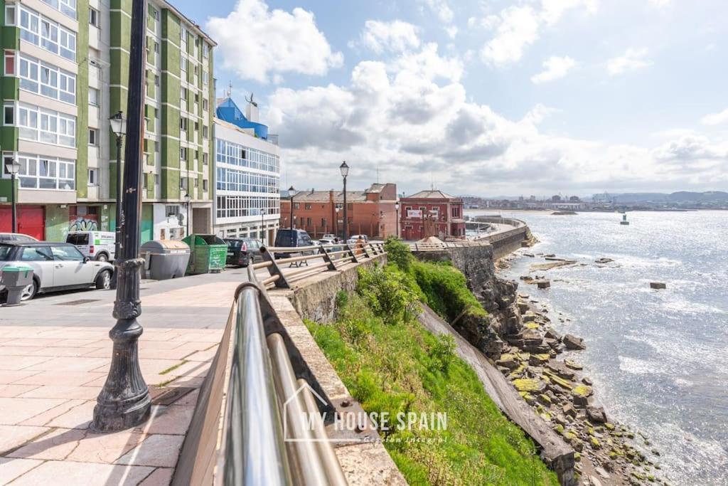 Myhousespain - Piso En Cimadevilla Junto Al Mar Gijón Exterior foto